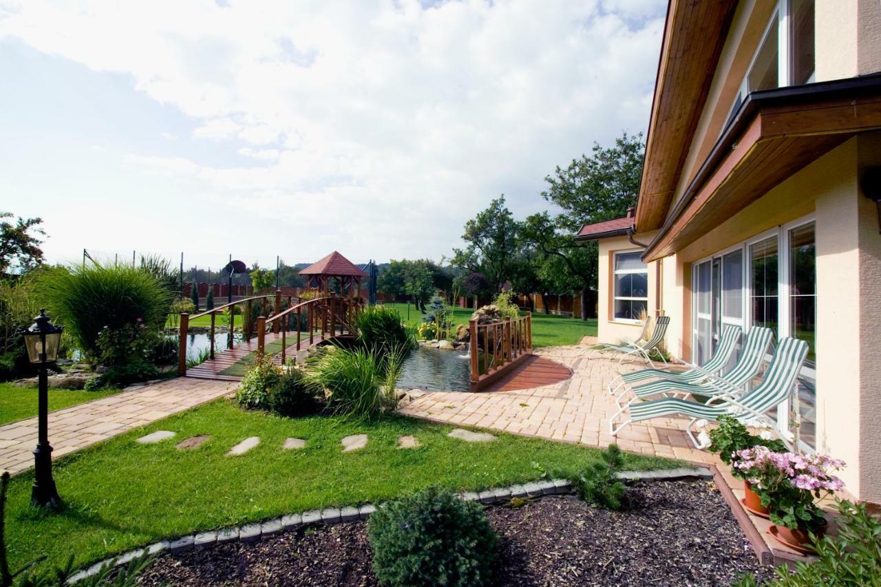 Vila Valca Valča Exterior foto